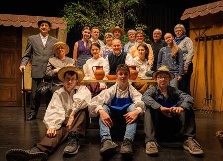 GOSPOSKA KMETIJA, komedija