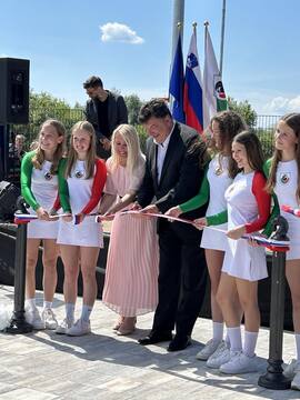 IMG-22d050defb908727a4b90ce7b8a964be-V