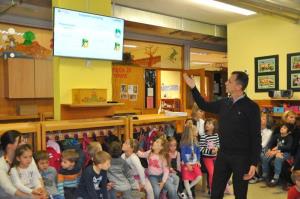 b_800_600_0_00_images_stories_Novice_2015_V_vrtcu_Kekec_z_novim_Energetskim_prikazovalnikom_8