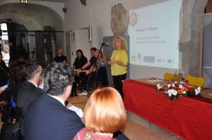 b_800_600_0_00_images_stories_Novice_2014_Obcina_Grosuplje_prejemnica_certifikata_Mladim_prijazna_obcina_7